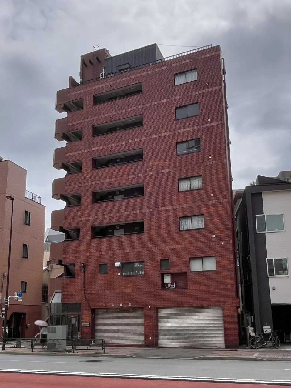 ファミーユKAWAMURAビル 1 外観 2