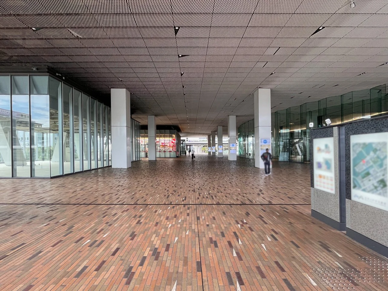 メブクス豊洲(MEBKS TOYOSU) 8 エントランス 3