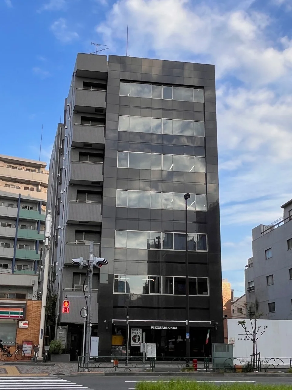 YSビル 2 外観 1