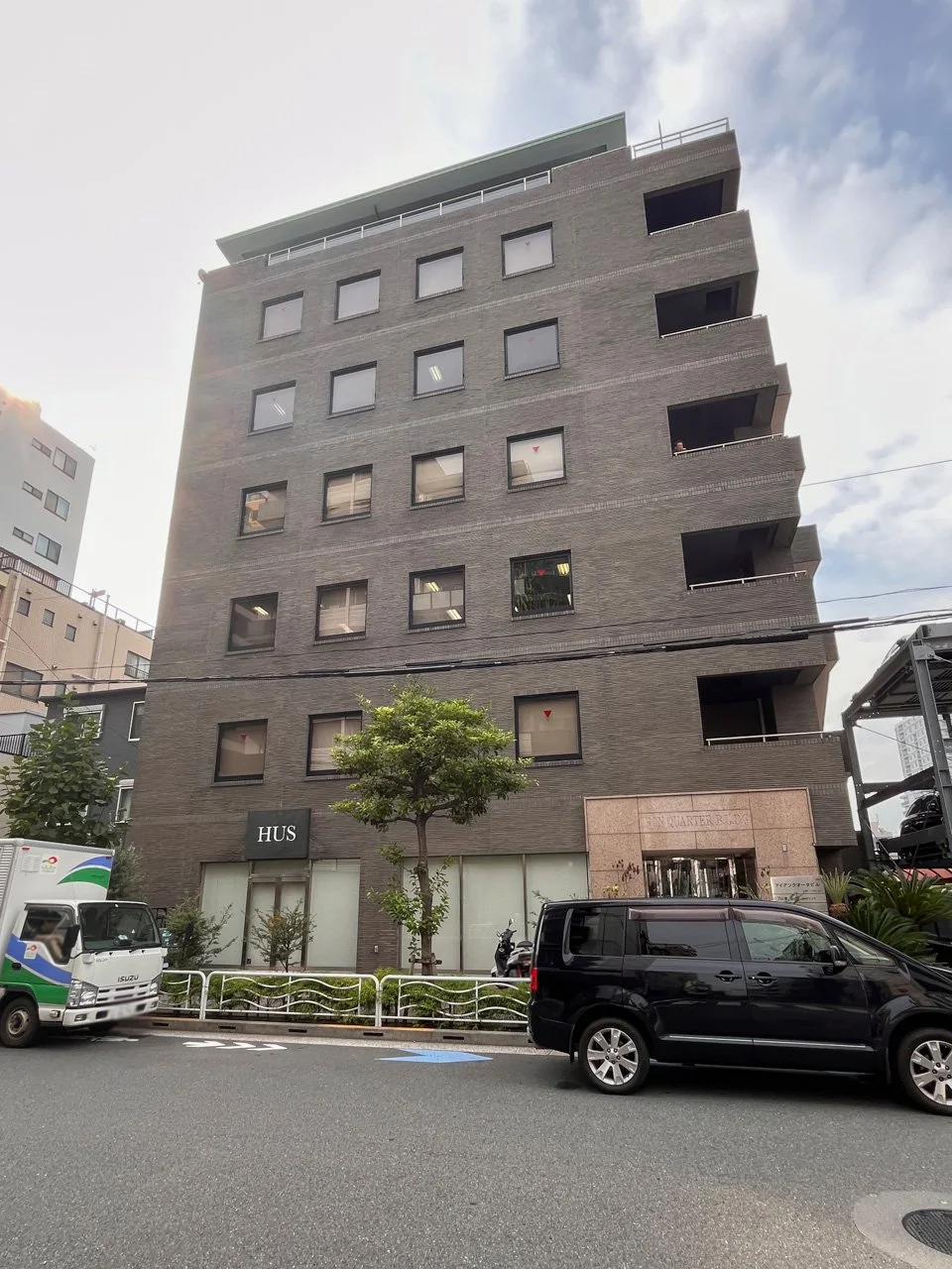 アイアンクオータビル 3 外観 1