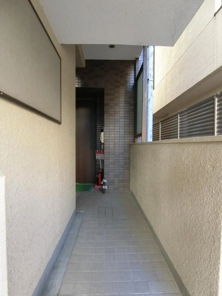 亀田ビル 3 エントランス 7