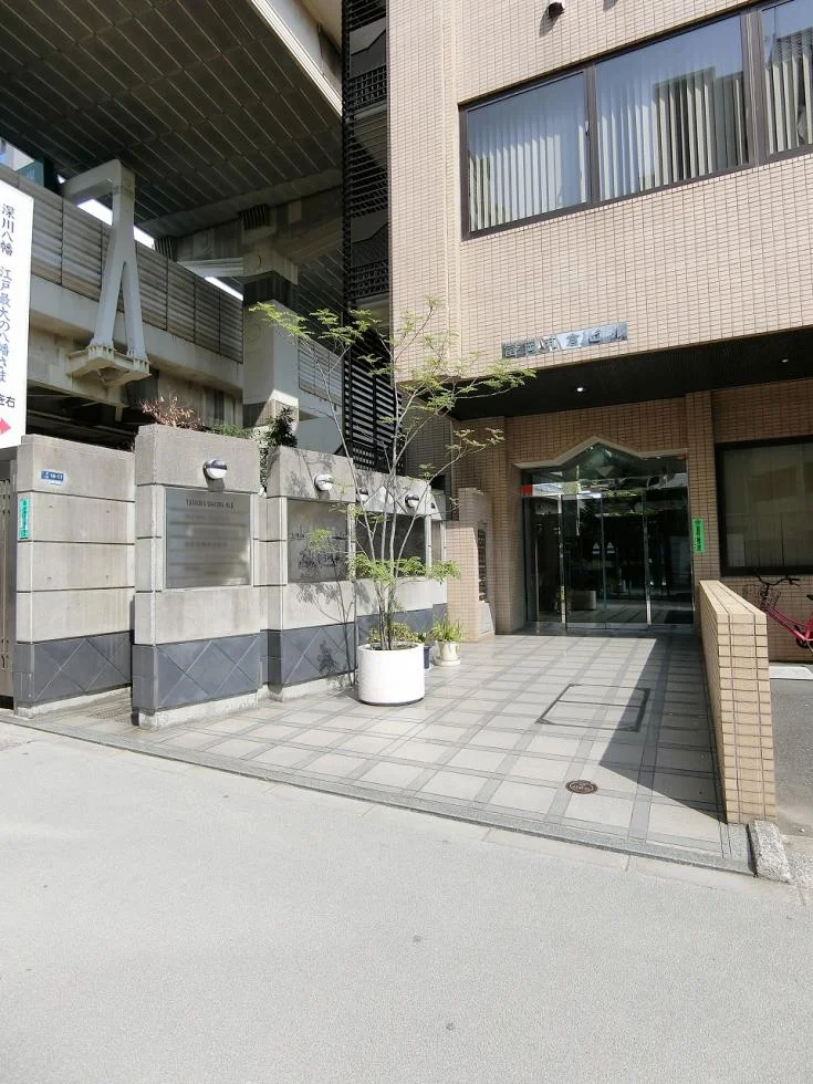 富岡和倉ビル 4 エントランス 6