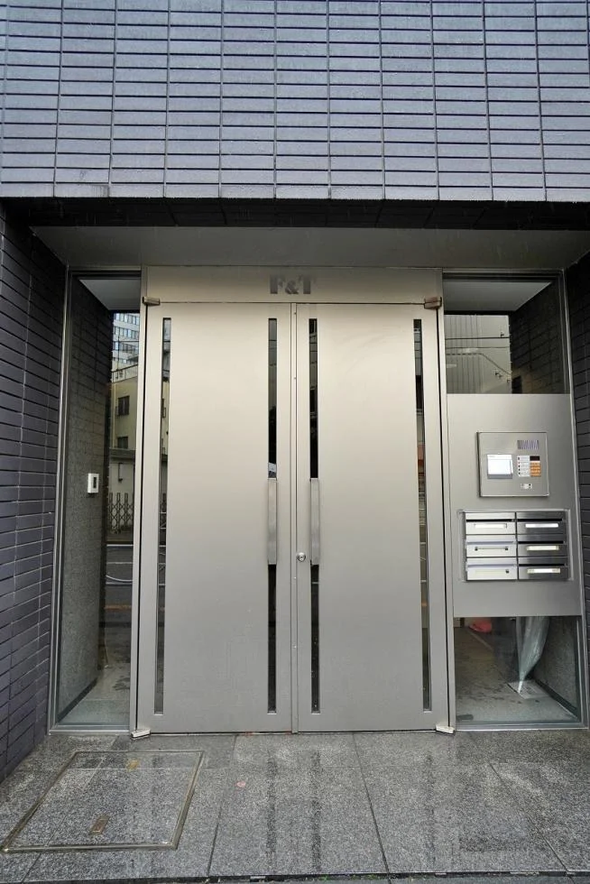 F&Tビル 5 エントランス 3