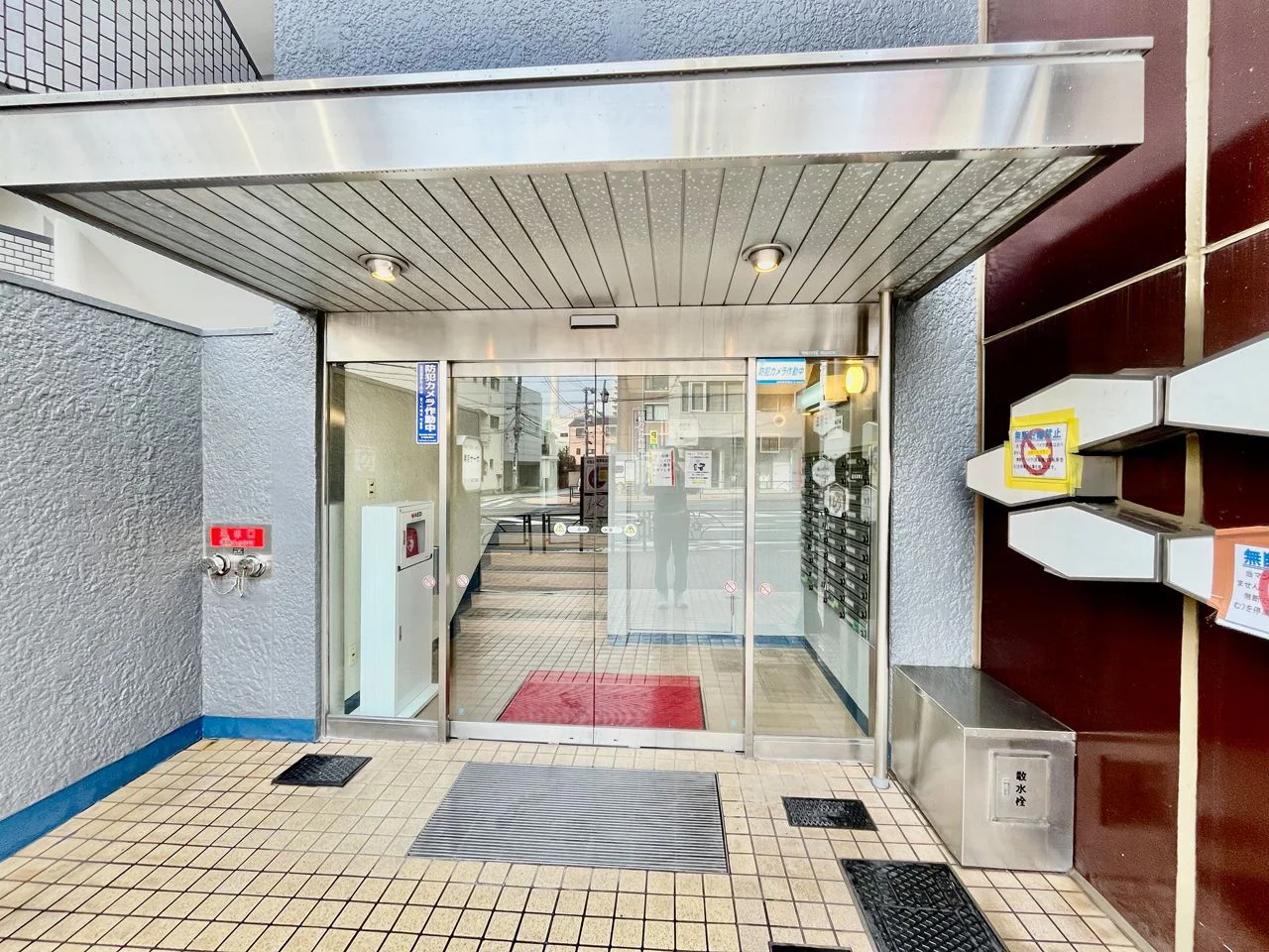 カーサ目黒ビル 8 エントランス 4