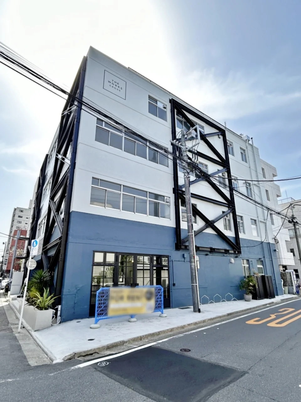 WORKS CROSS(ザ・ワークス・クロス) 2 外観 1