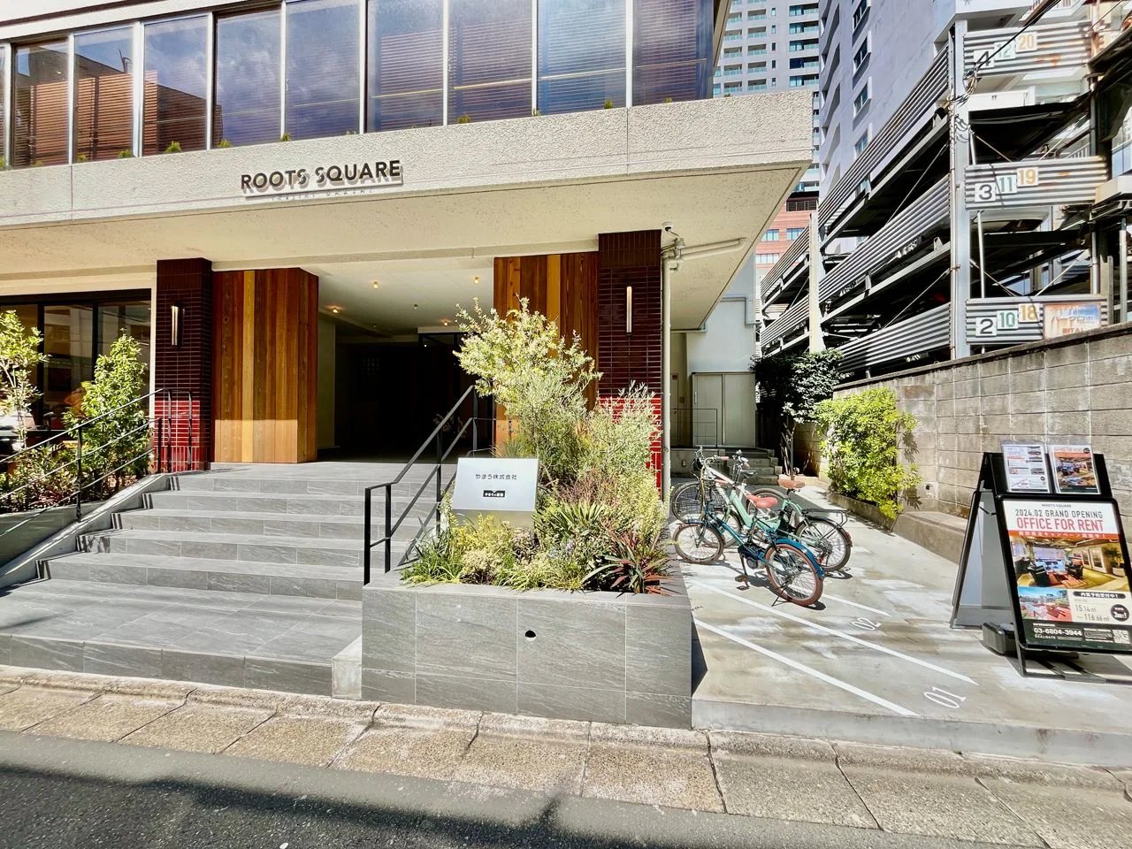 ROOTS SQUARE IKEJIRIOHASHI(ルーツスクエア池尻大橋) 3 エントランス 4