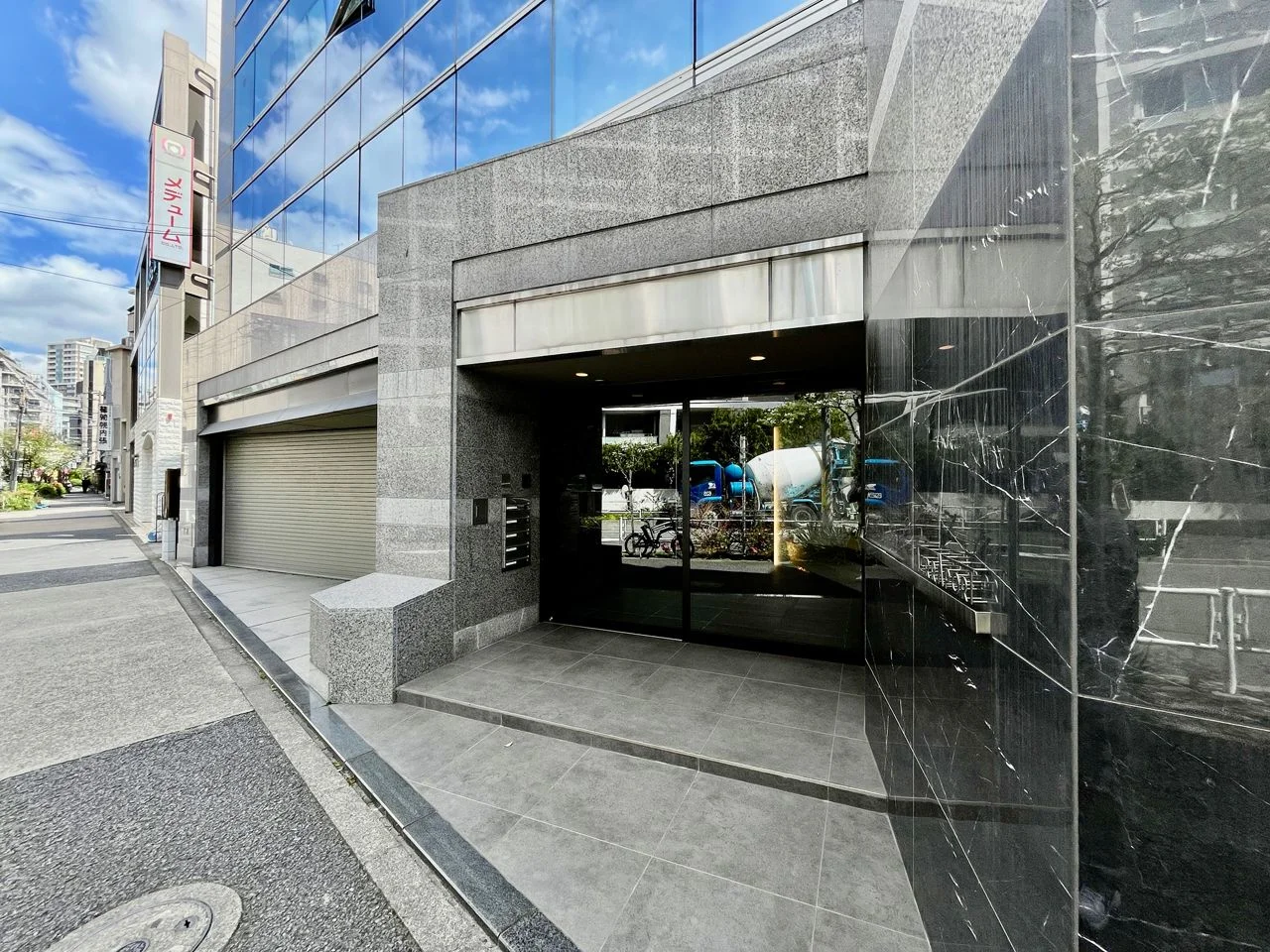 TERRA PORT MEGURO 5 エントランス 3