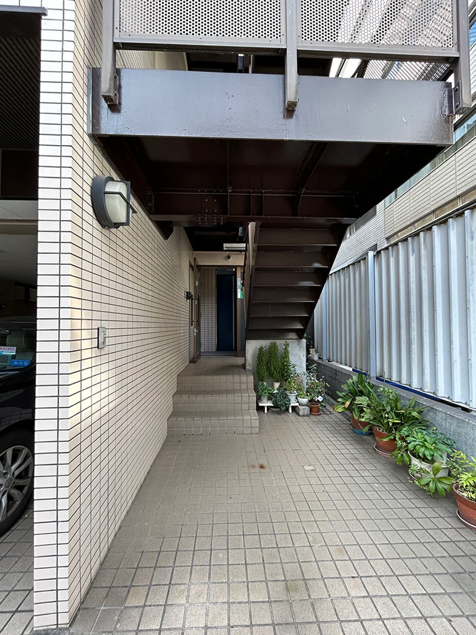 芝KIビル 2 エントランス 3