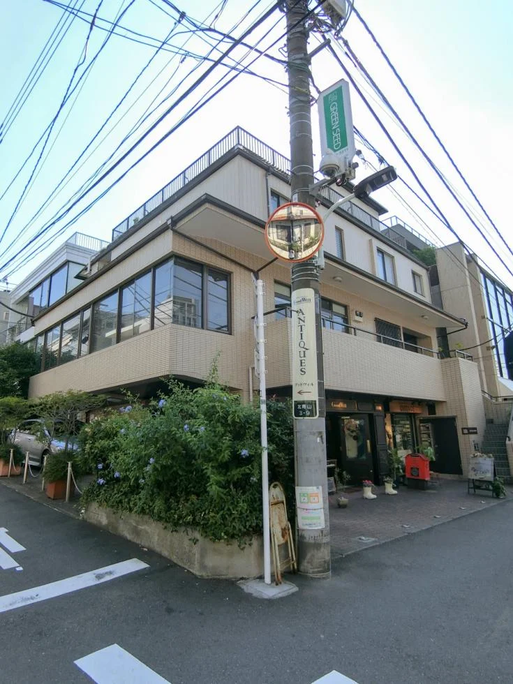 岡本ビル 2 外観 1