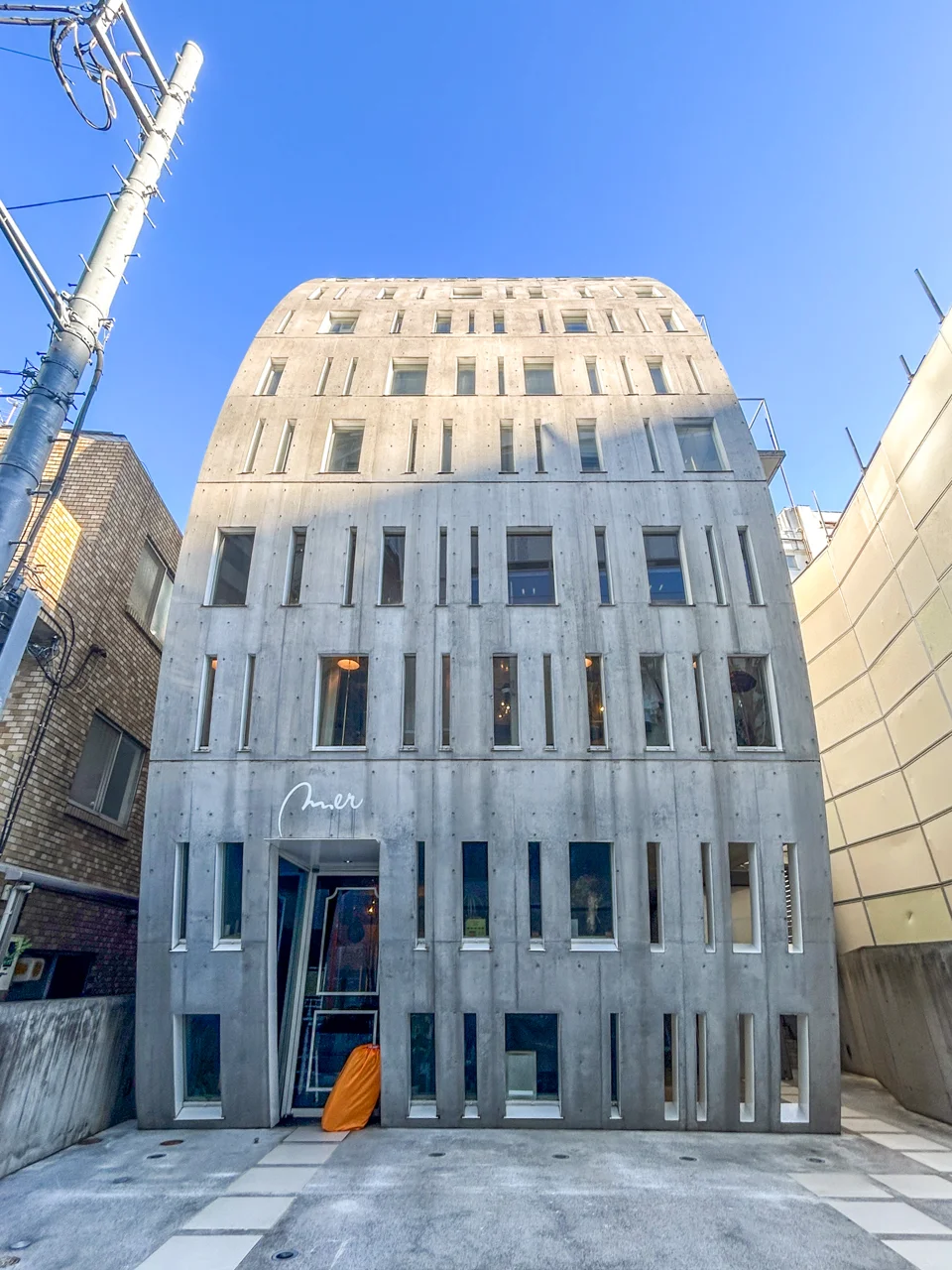 アーバンプレム南青山 1 オフィスビル外観 2