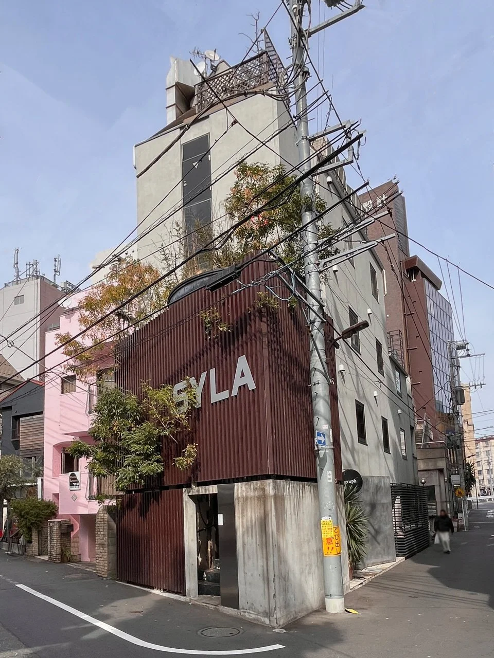ミスティ西麻布 地下2階から1階 外観 2