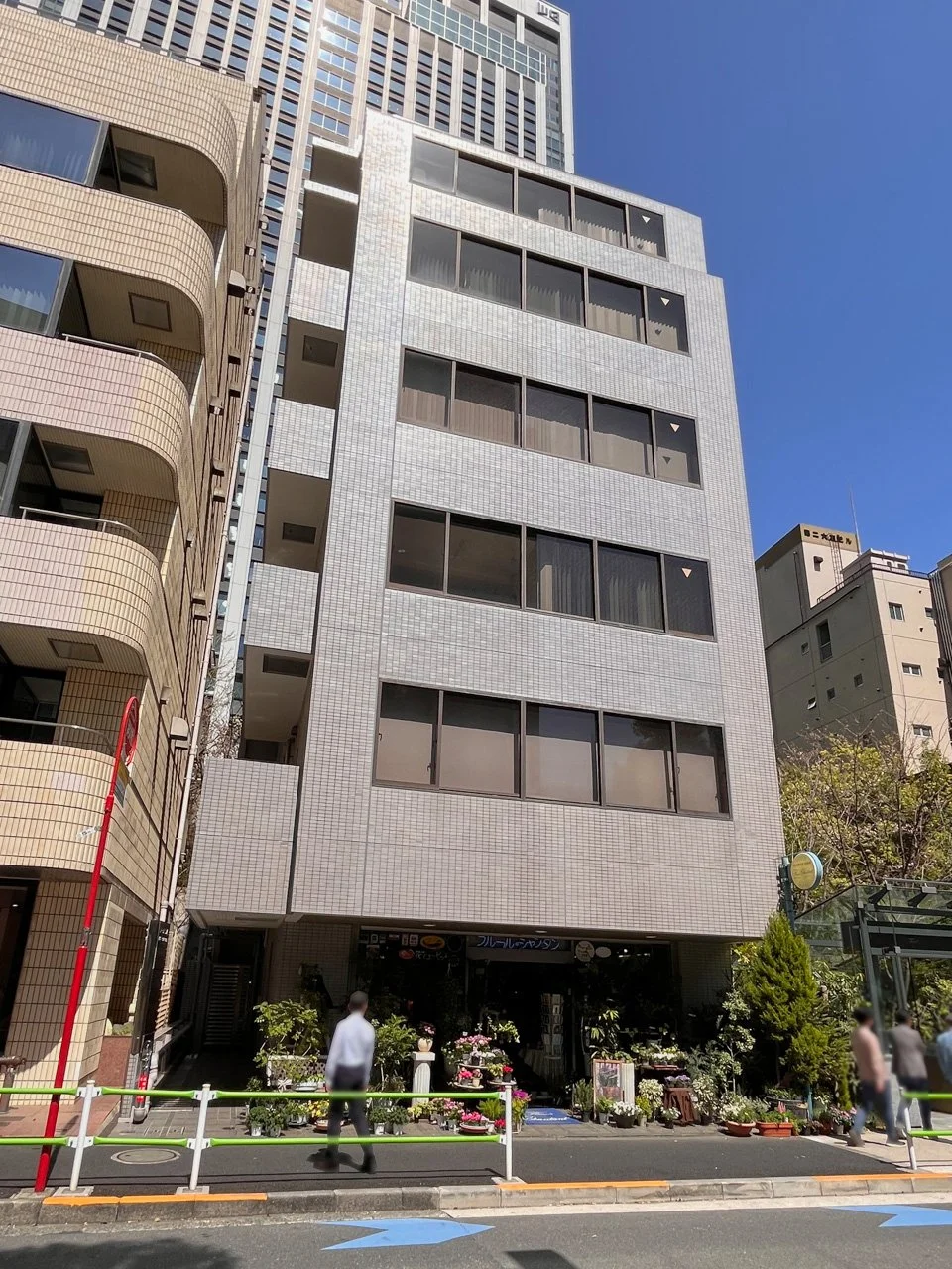 ロイクラトン虎ノ門 4 外観 1
