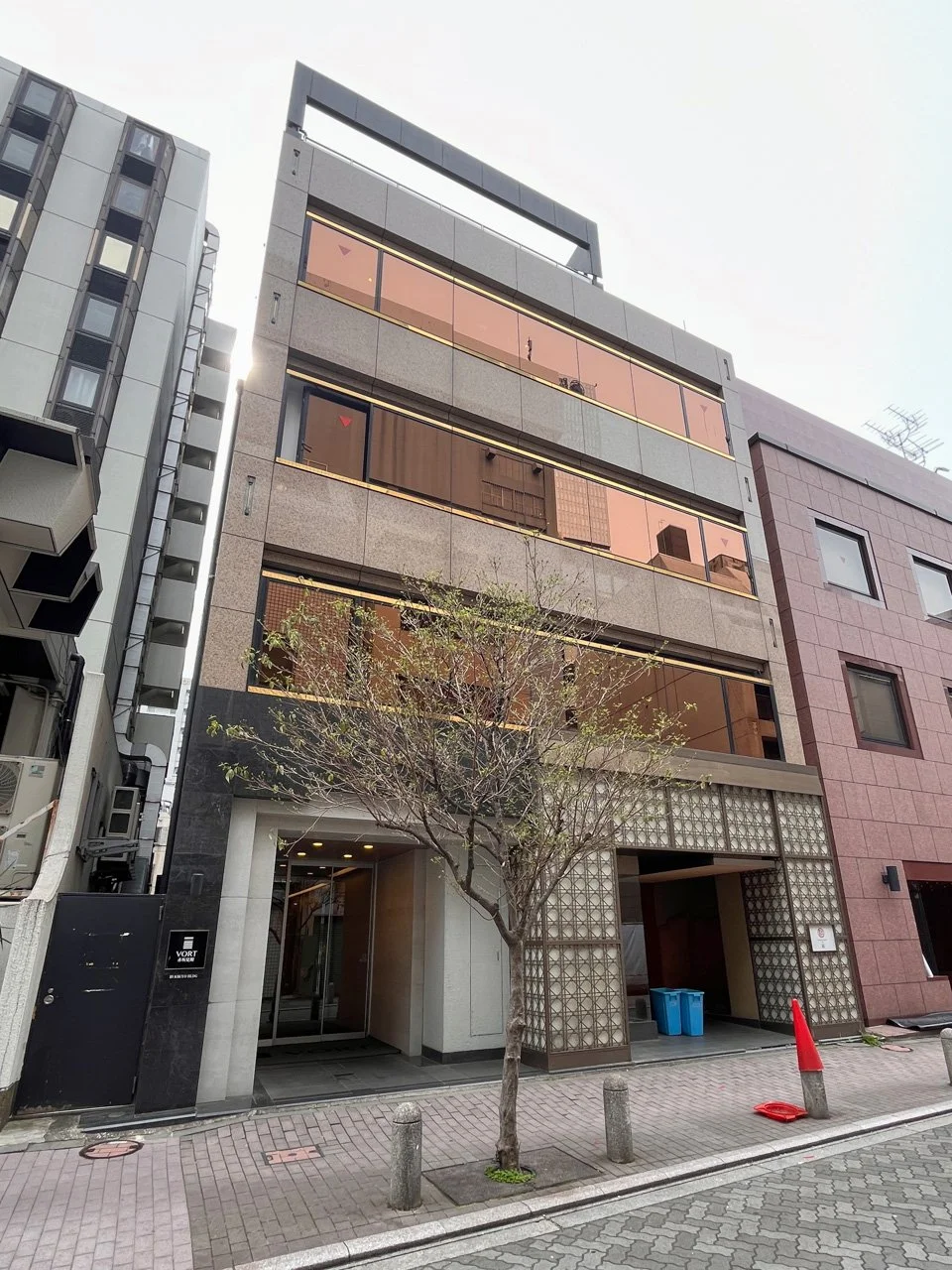 VORT赤坂見附 4 オフィスビル外観 1