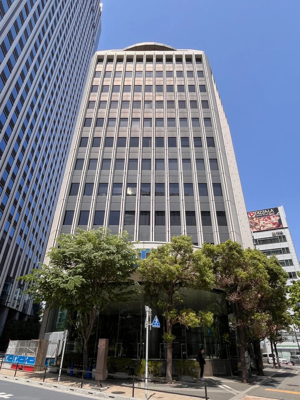 ATT EAST(赤坂トラストタワー) B1 オフィスビル外観 1