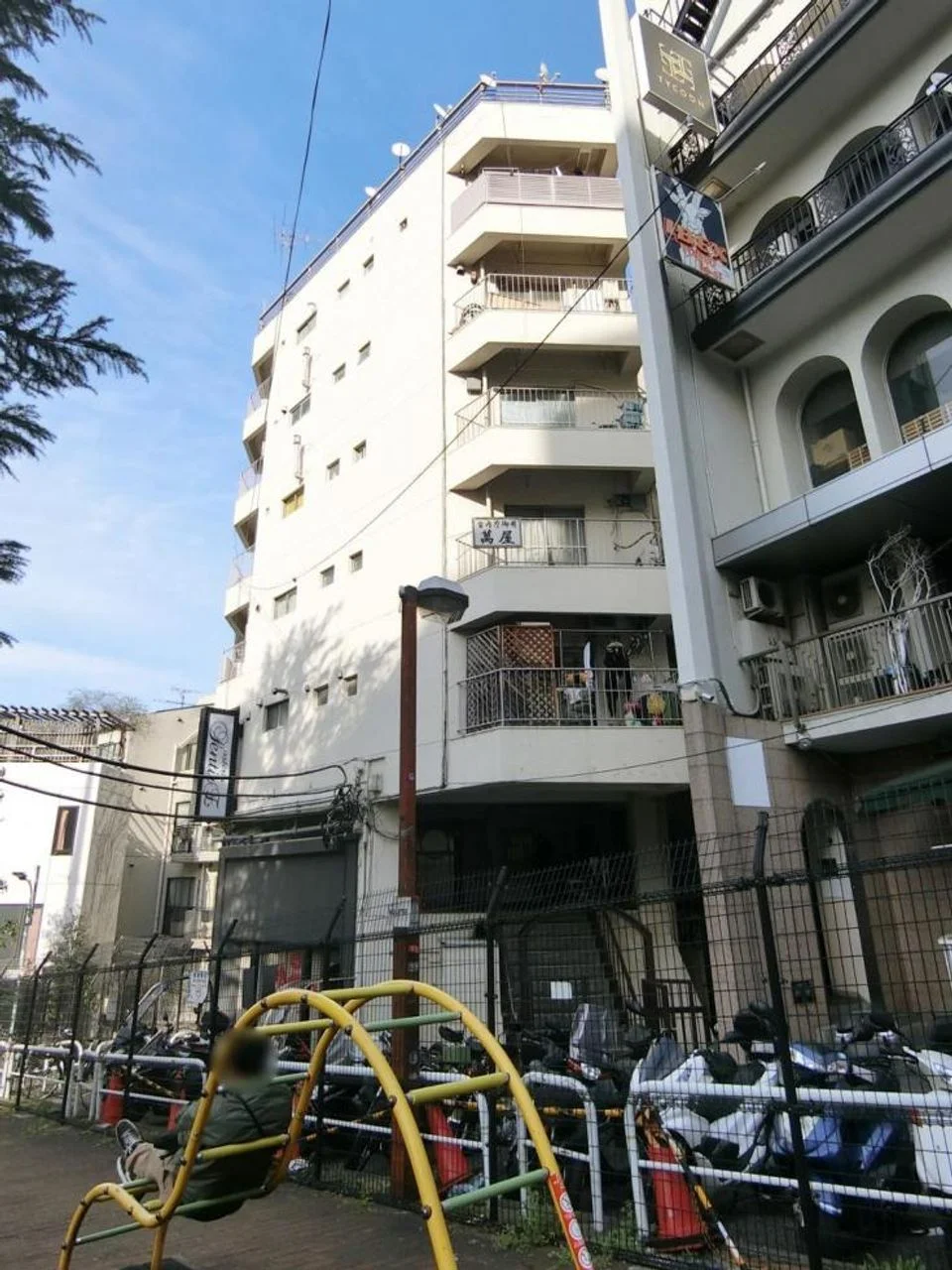 善隣会館 5 外観 1