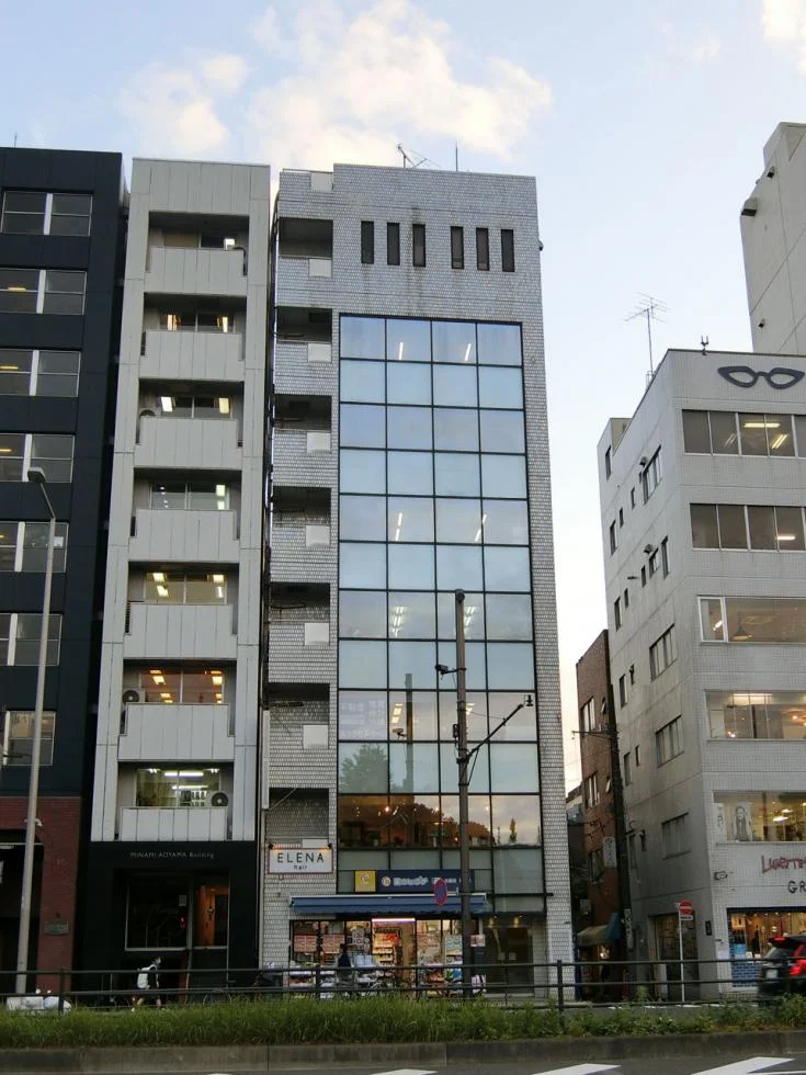 青山サクセスビル 3 オフィスビル外観 1