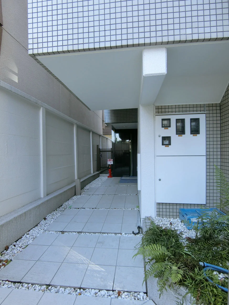 (仮称)南青山二丁目ビル 3 エントランス 4