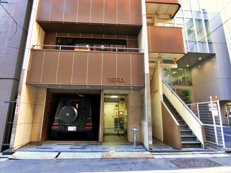 TRUST VALUE 虎ノ門ビル 4 エントランス 3