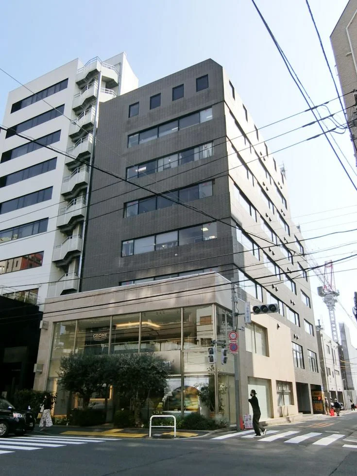 YHT南青山ビル 6 外観 1