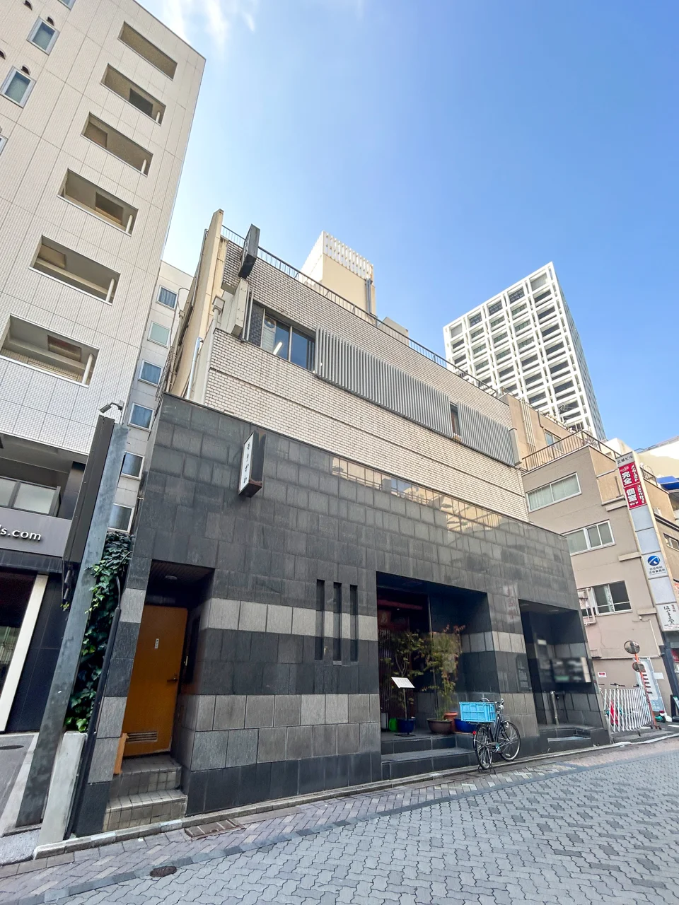 楽ビル 6 オフィスビル外観 1