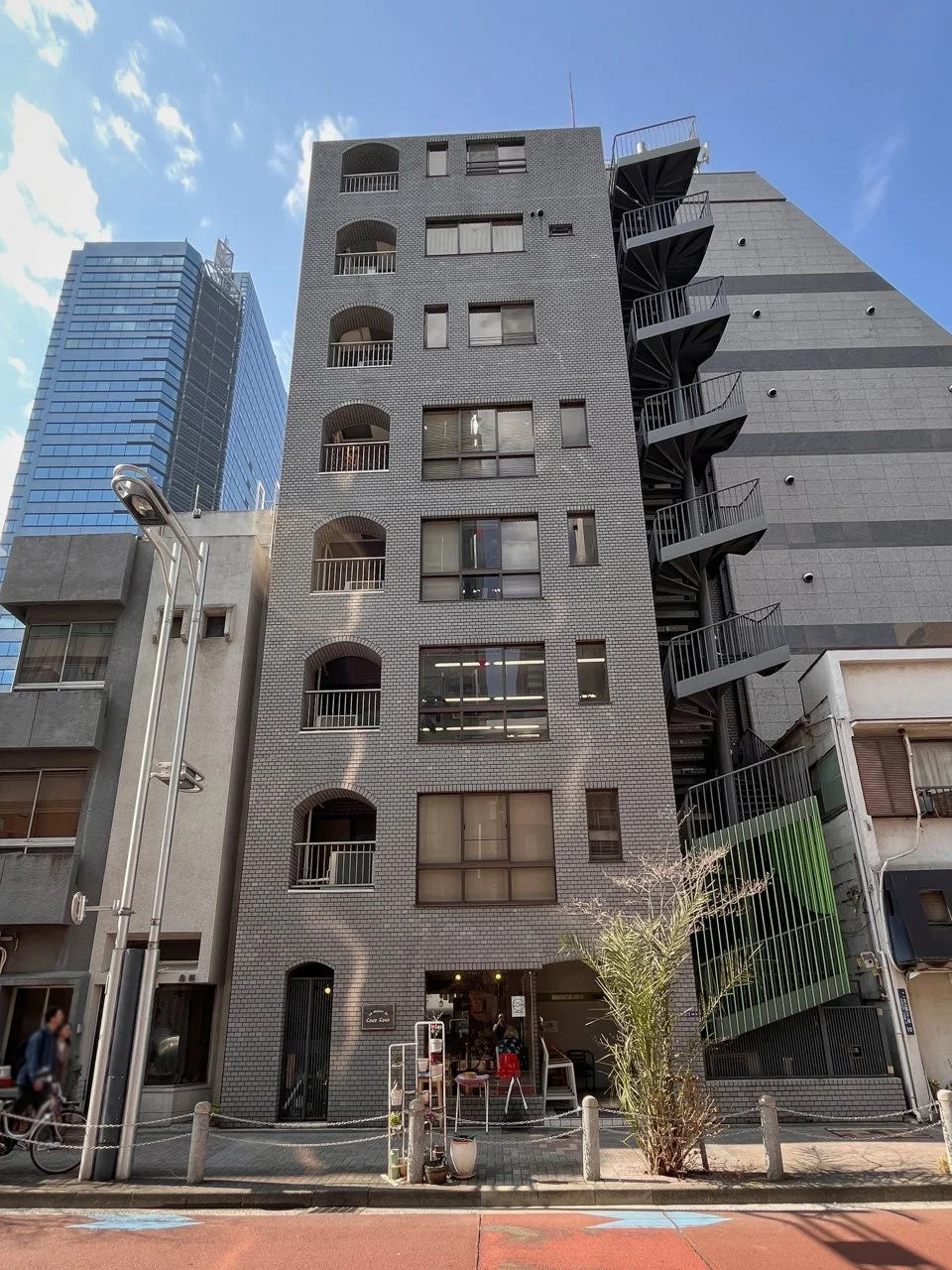 浜松町ウエストビル 7〜9階メゾネット オフィスビル外観 1