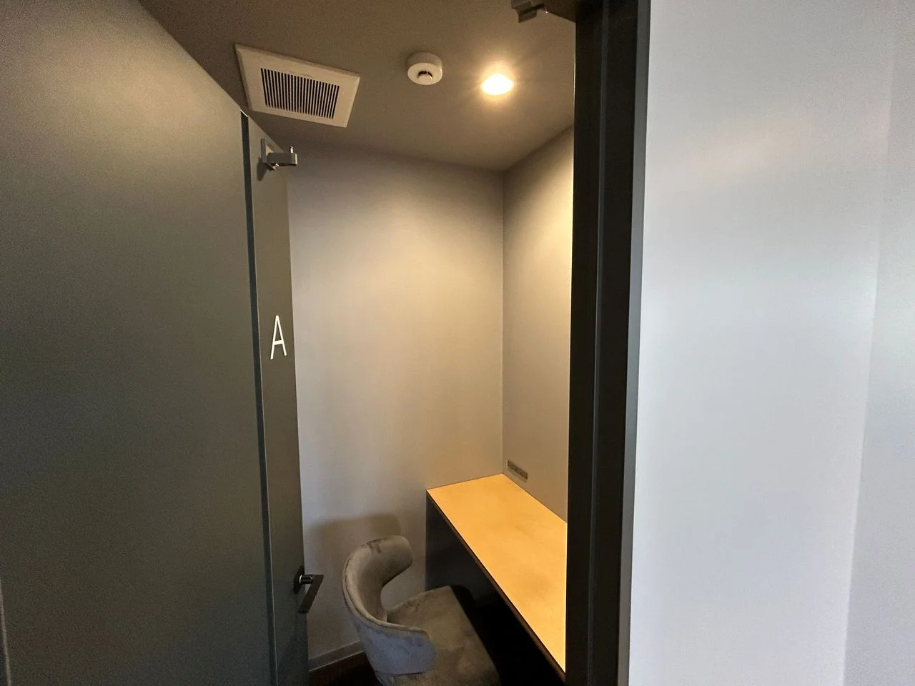 麻布偕成ビル(AZABU KAISEI BUILDING) 6 内装 1