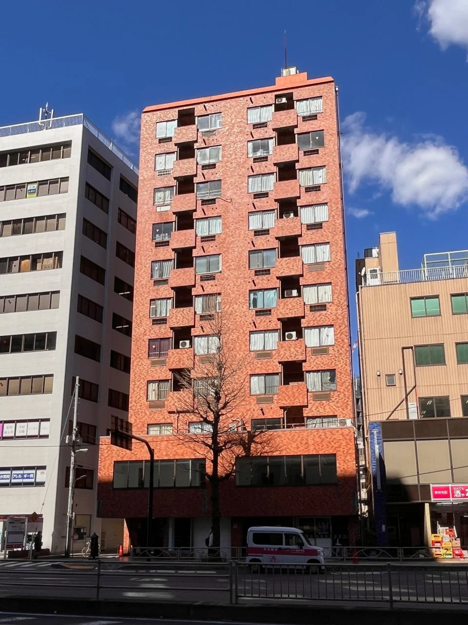 ライオンズ三田ビル