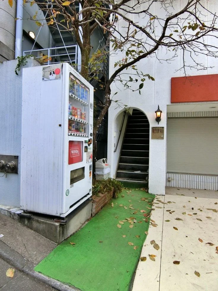 HILL TOP青山ビル 3 ビルエントランス 4
