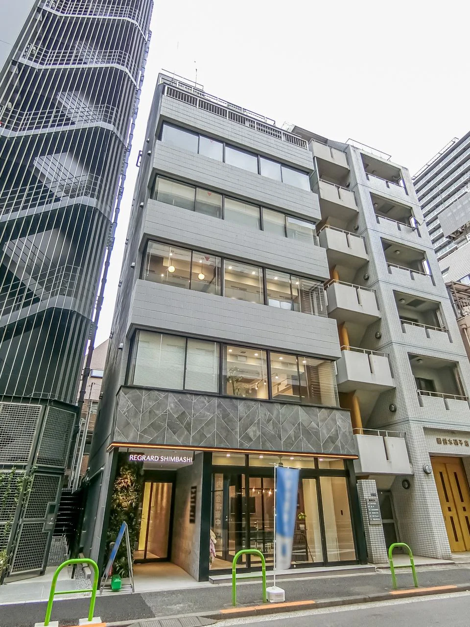 REGRARD SHIMBASHI 3 オフィスビル外観 1