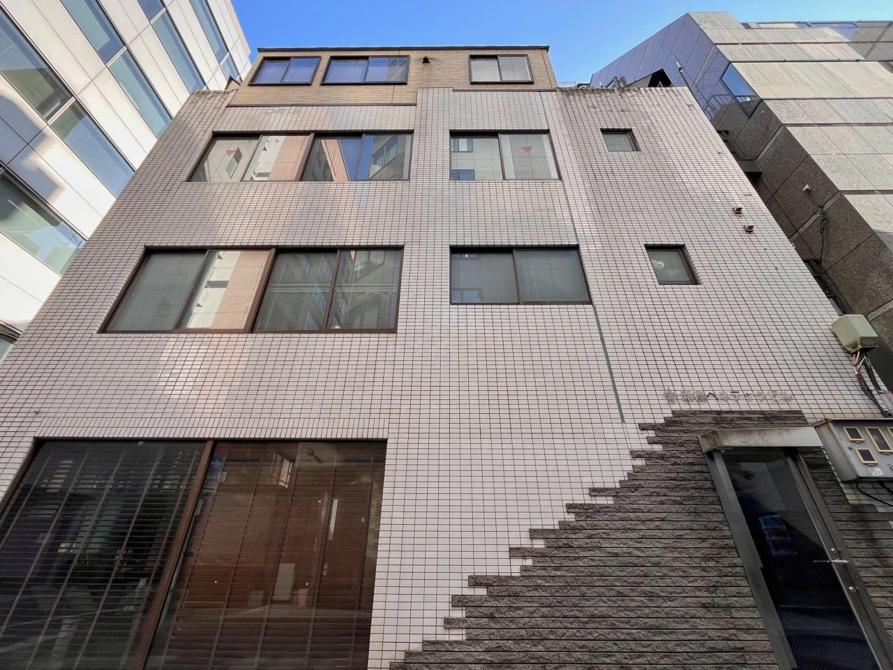 新橋ベネテックビル 2 オフィスビル外観 2