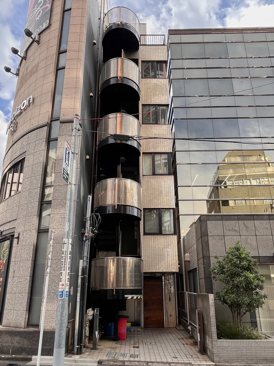 吉角ビル 3 外観 2