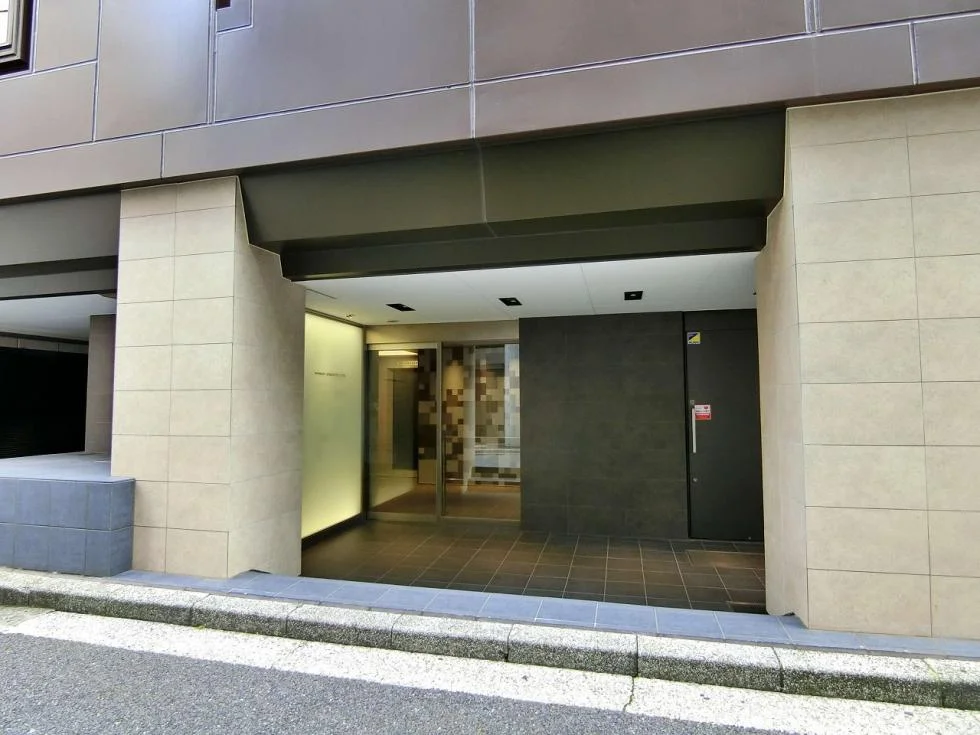 新橋安達ビル - 画像1