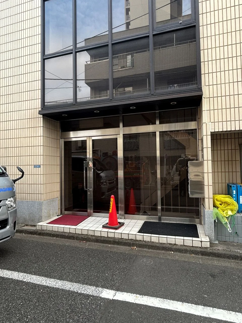 高輪ビル 2 エントランス 3
