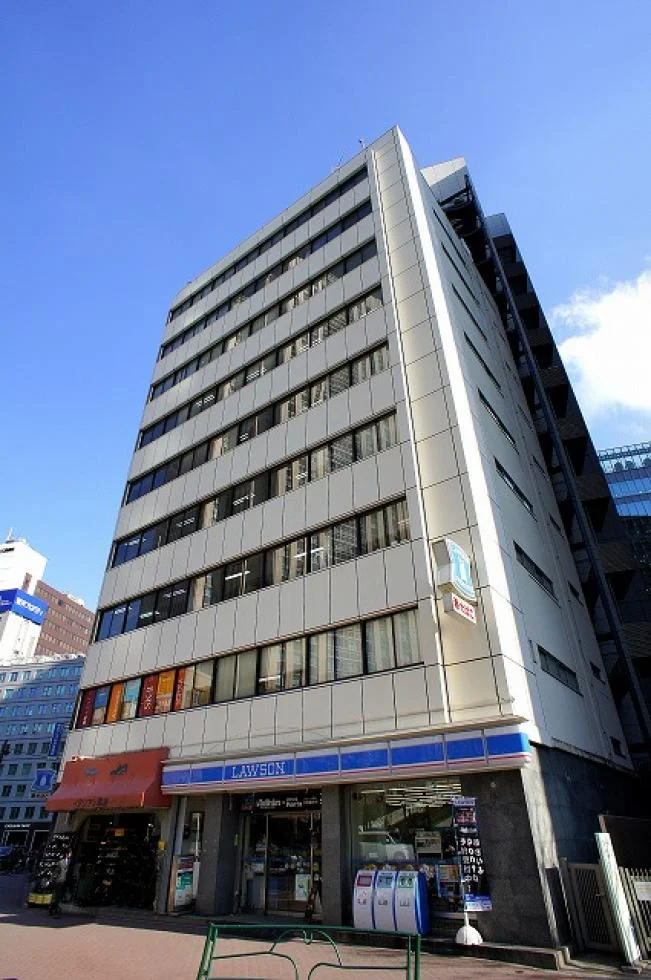 虎ノ門産業ビル 9 オフィスビル外観 1