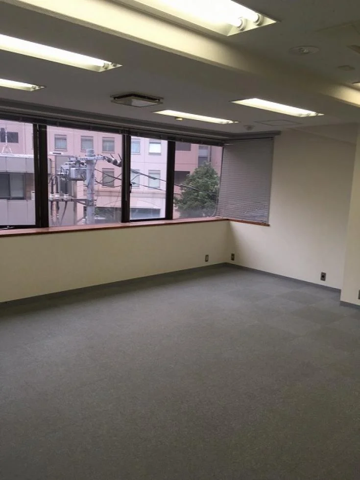 内村芝浦ビル 6 執務室 5