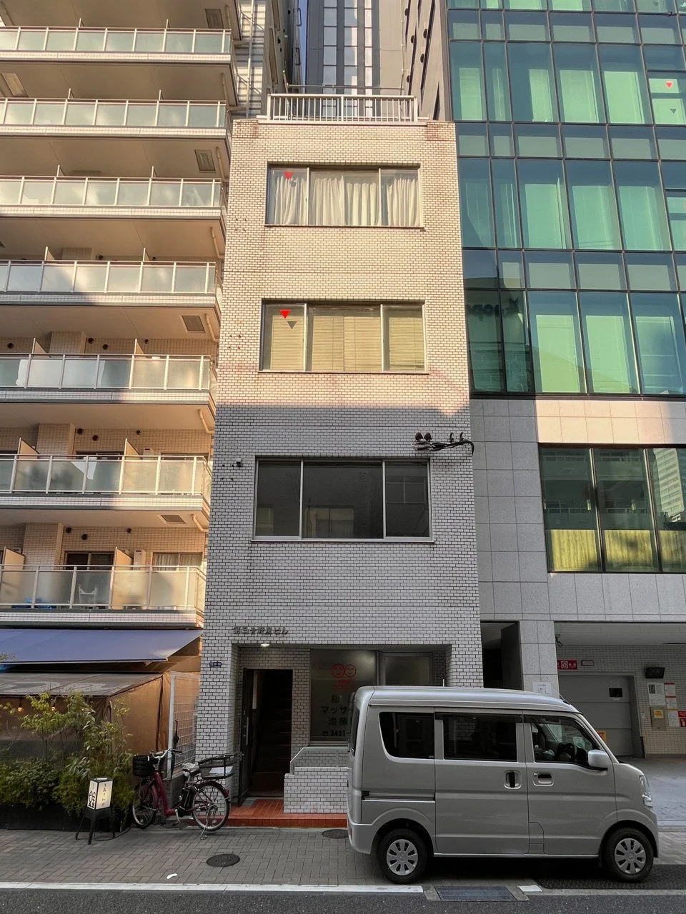 第三青野屋ビル(第3青野屋ビル) 4階・5階メゾネット オフィスビル外観 1