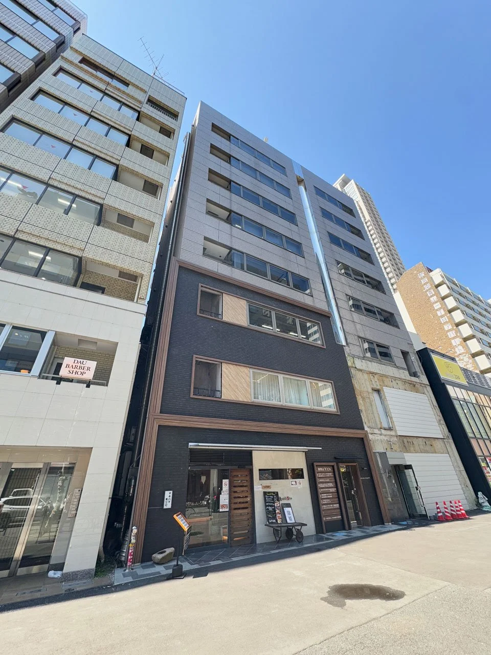 南青山Dビル 10 オフィスビル外観 1