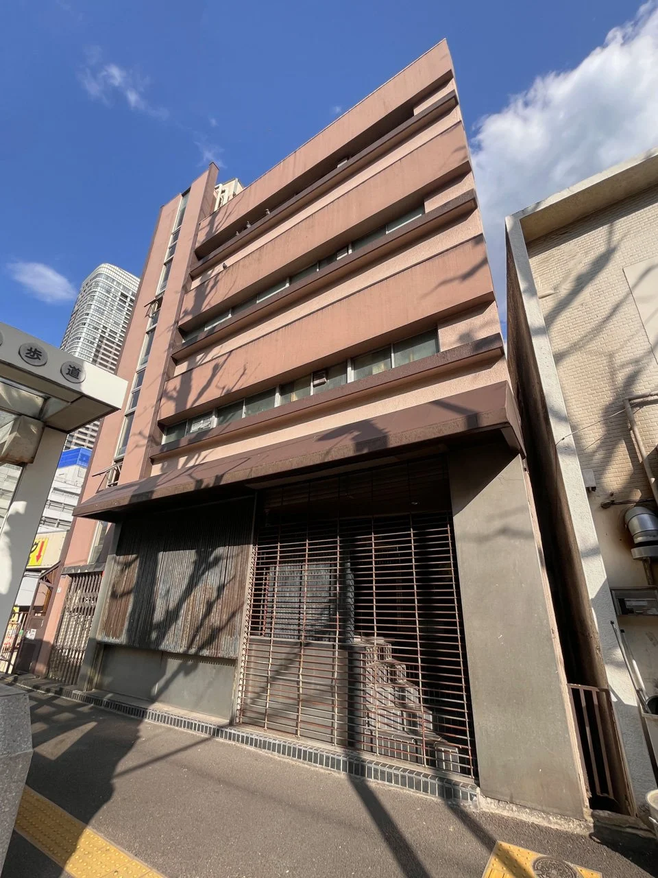 CMビル 6 外観 1