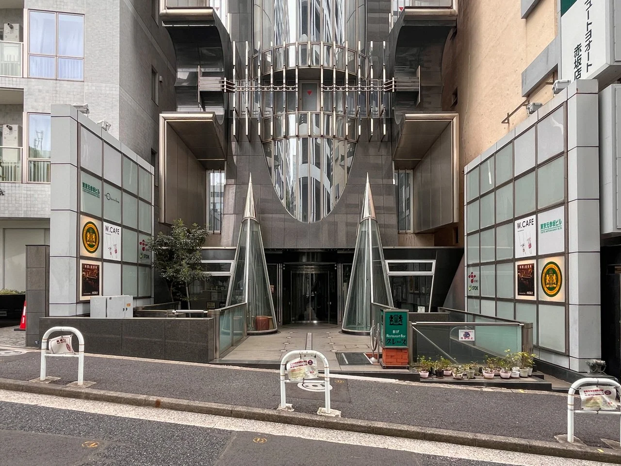 東京元赤坂ビル 3 ビルエントランス 4