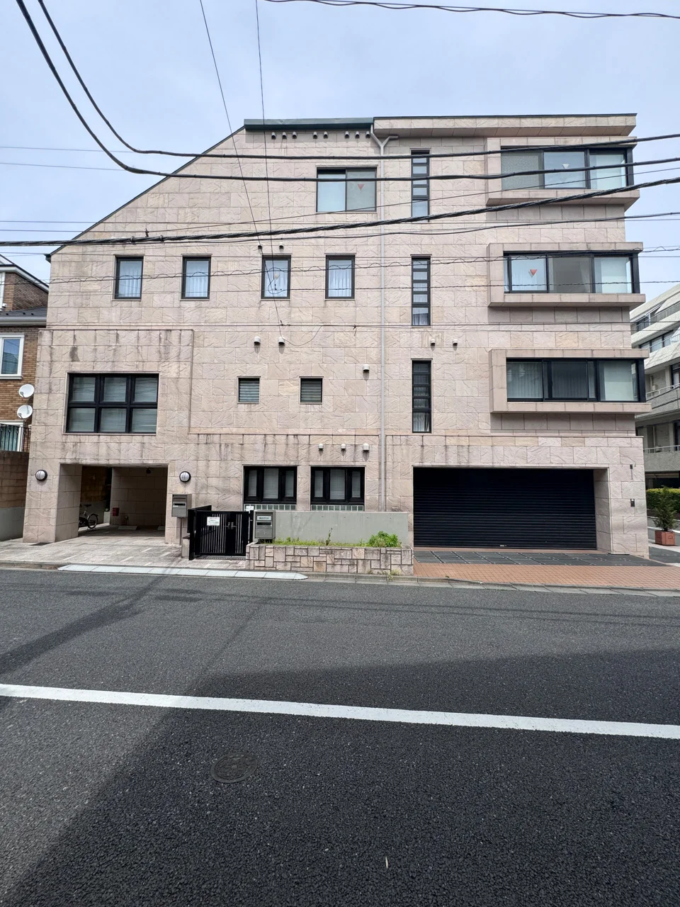 アヴァン南青山ビル 1 外観 1