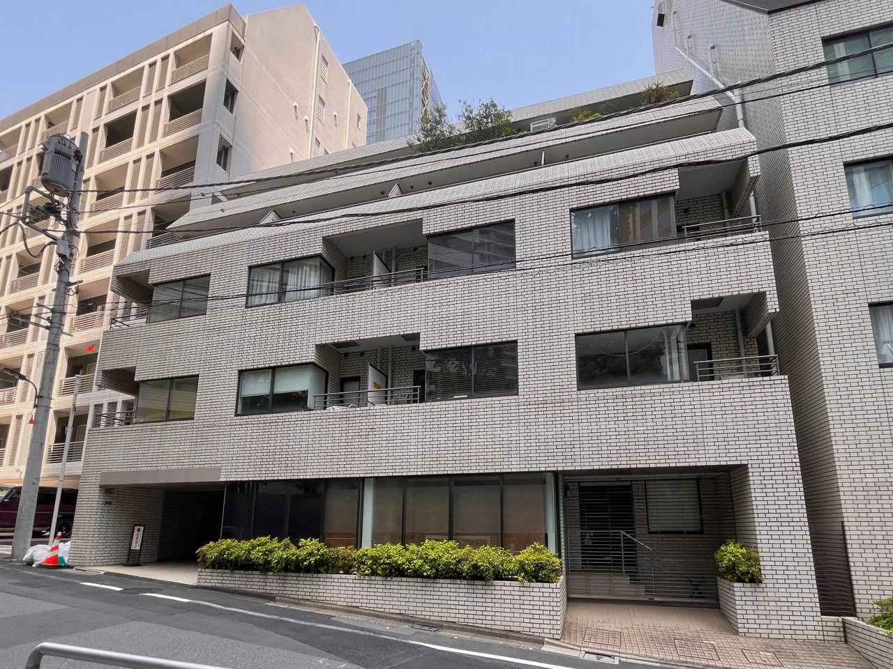ディアシティ赤坂西館ビル 2 オフィスビル外観 2