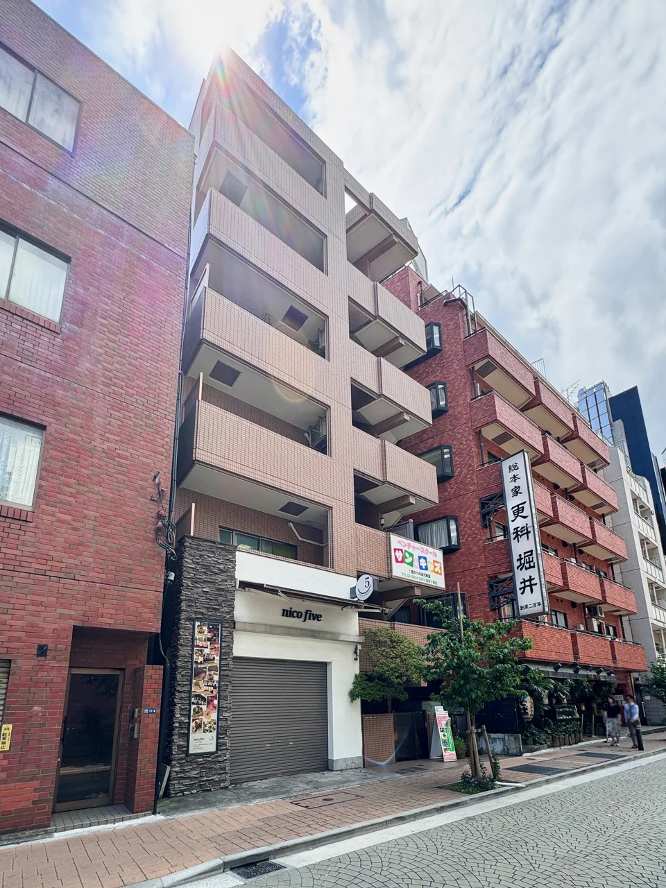 平岡ビル 2 外観 2