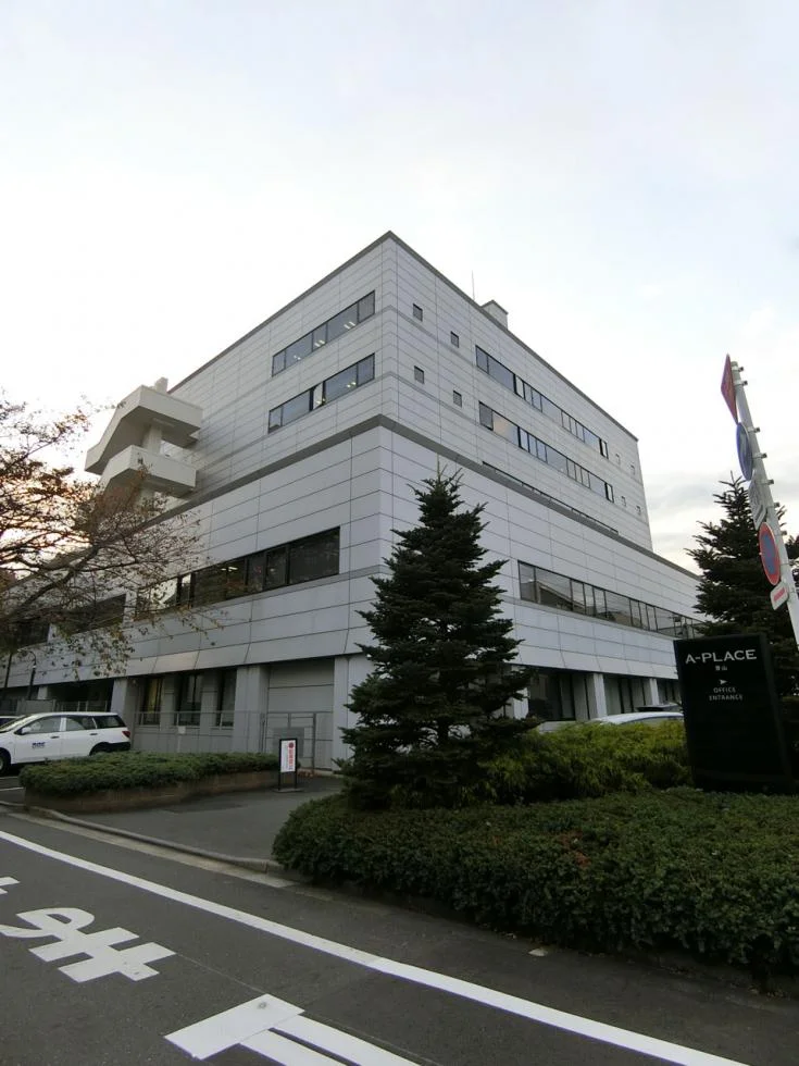A-PLACE青山 6 オフィスビル外観 2