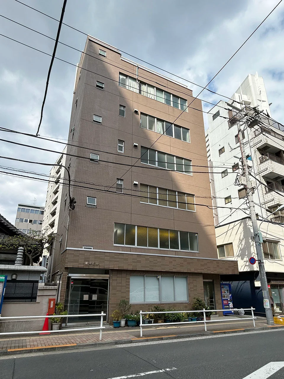 栗本ビル 3 オフィスビル外観 1
