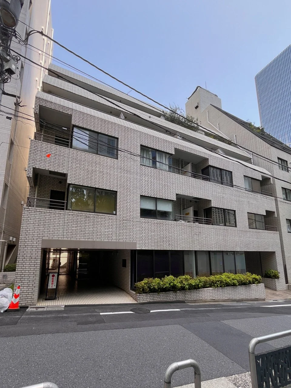 ディアシティ赤坂西館ビル 1 オフィスビル外観 1