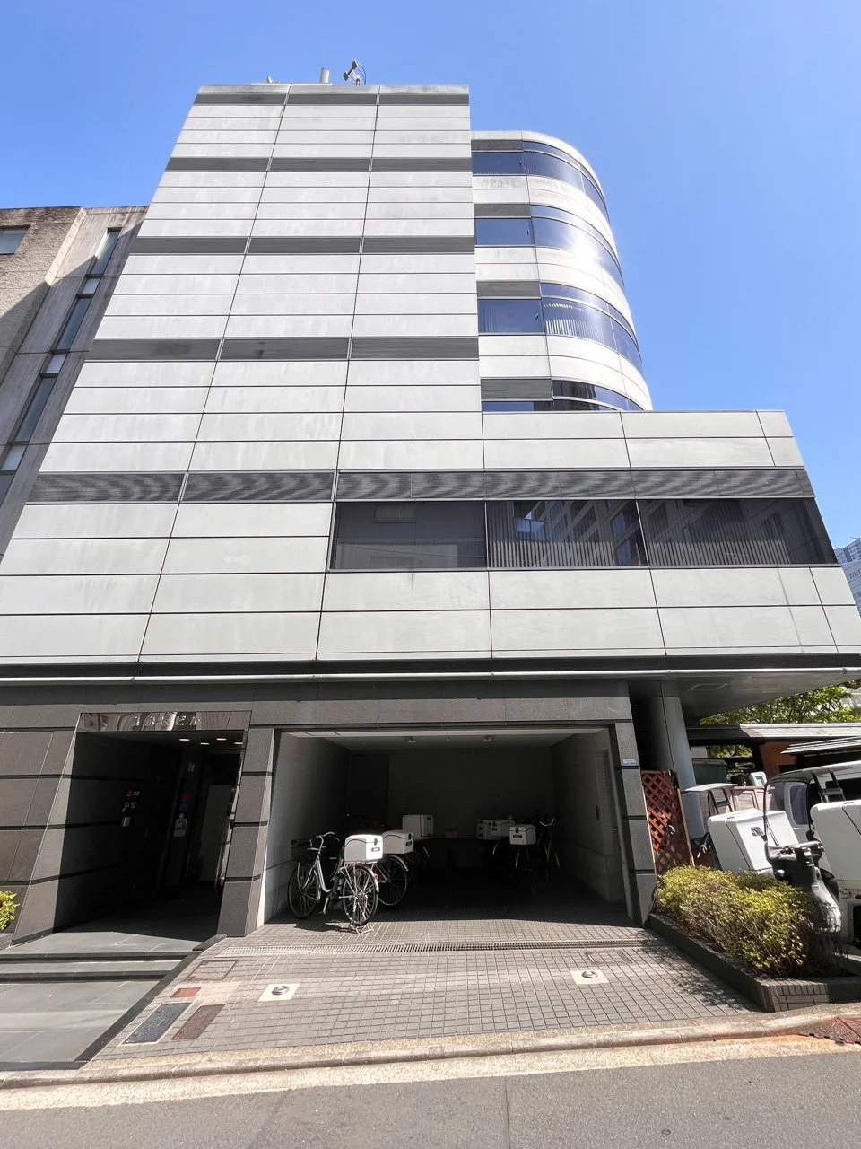 泉赤坂ビル 3 オフィスビル外観 2