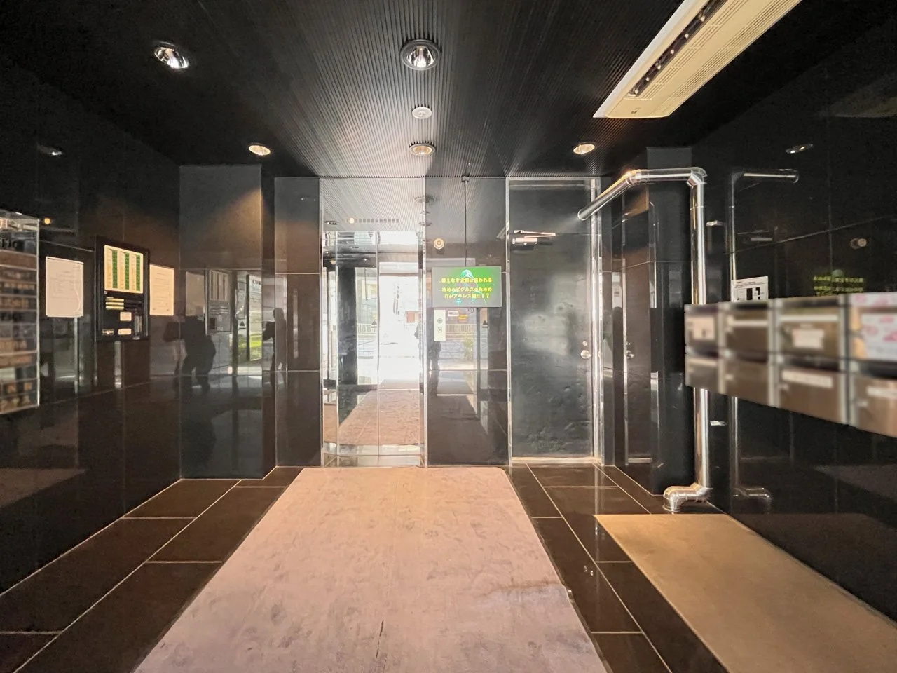 イーグル浜松町ビル 8 ビルエントランス 4