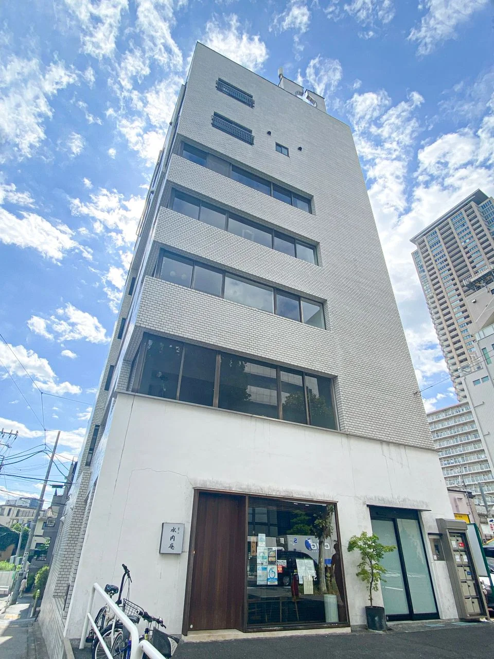 ファミリー青山ビル 5 外観 1