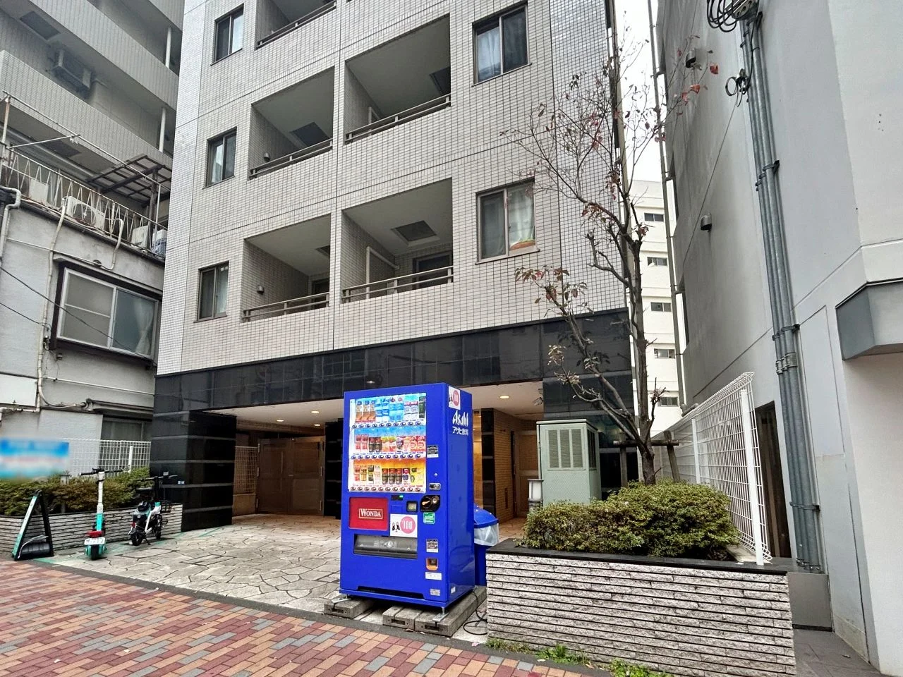 OLIVE三田 6 エントランス 3