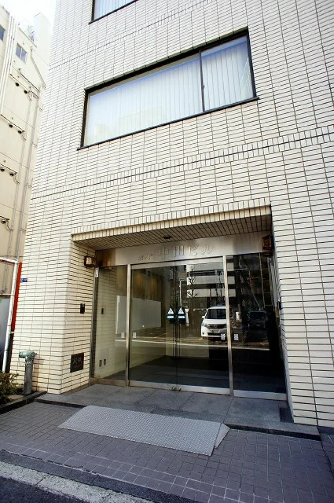 虎ノ門中田ビル 3 エントランス 4